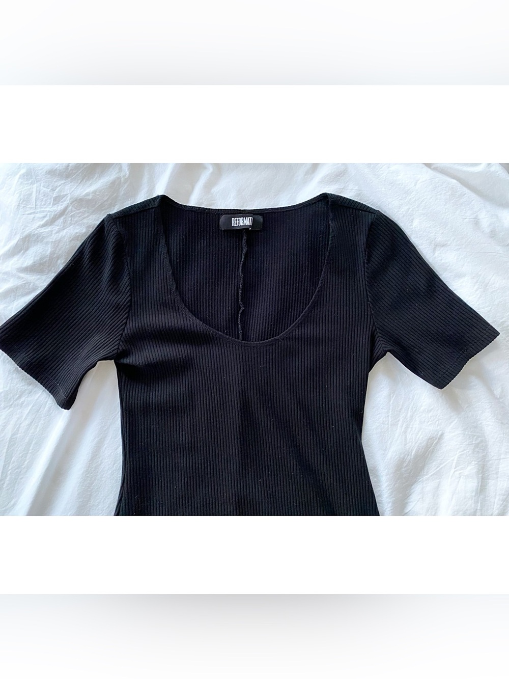 Reformation Ribbed Knit Black Short-Sleeve Scoop Neck Mini Dress - Picture 2 of 8